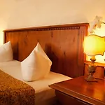 Landgasthof & Jagdhof 호텔 3*