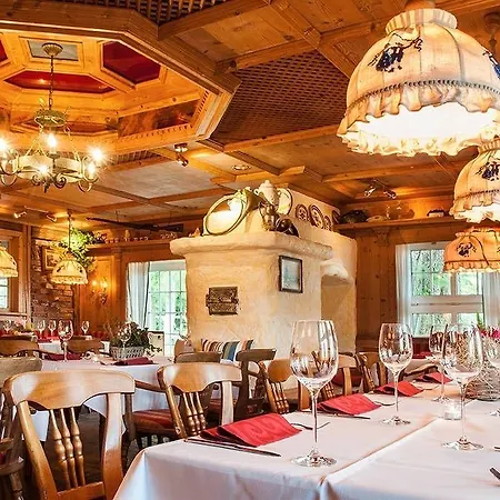 Landgasthof & Jagdhof 3* Wendorf (Mecklenburg-Vorpommern)