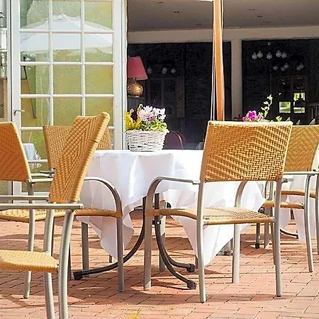 加戈霍夫兰德加斯托夫酒店 酒店 Wendorf (Mecklenburg-Vorpommern)