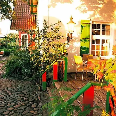 加戈霍夫兰德加斯托夫酒店 酒店 Wendorf (Mecklenburg-Vorpommern)