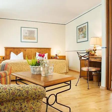 Hotell Landgasthof & Jagdhof 3*