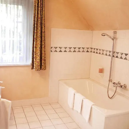 Landgasthof & Jagdhof 3*